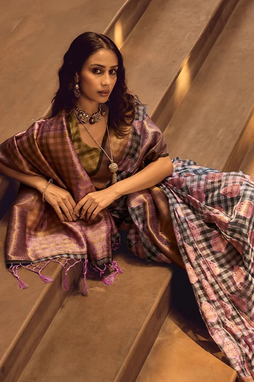 Grey And Pink Checks Design Handloom Silk Saree At Shubhkala Fashion