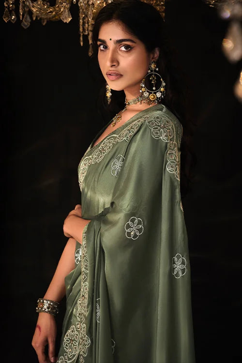 Enchanting Swarowski Function Wear Wholsale Designer Saree With Blouse Piece