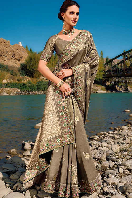 Buy Latest Indian Wedding Designer Saree With Designer Blouse Piece
