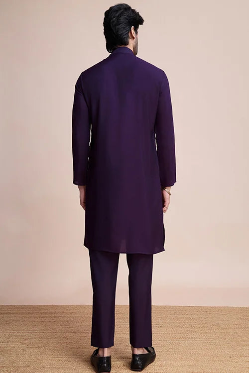 Stylish Purple Men's Kurta With Intricate Thread Detailing