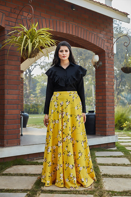 Exclusive Black and Yellow Cotton Printed Crop-Top Collection