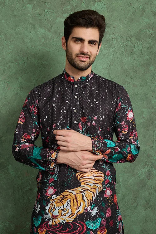Classy Black Comfortable Kurta Clothes for Men