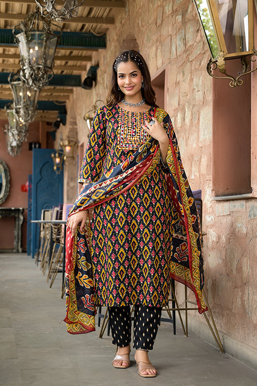 Trendy Black Rayon Kurti with Chanderi Dupatta for Casual & Festive Wear