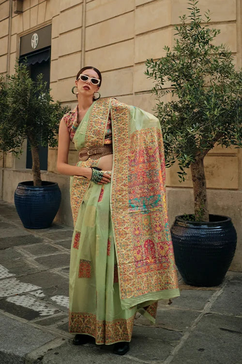 Beautiful Collection For Women Saree With Unstitched Blouse Piece