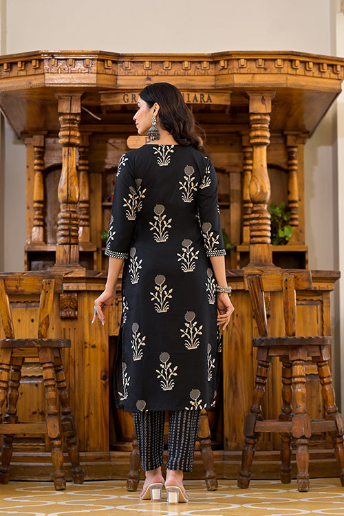 Buy Black Rayon Kurti Set Online – Stylish & Comfortable