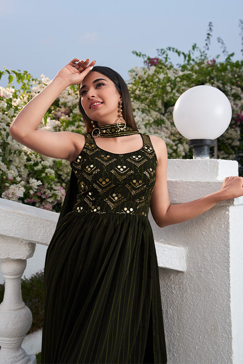 Georgette Thread And Sequins Embroidered Work Salwar Suit