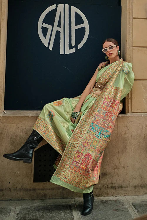 Beautiful Collection For Women Saree With Unstitched Blouse Piece